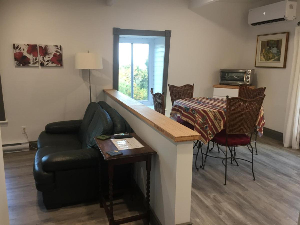 Petite Plaisance Appartements La Malbaie Buitenkant foto
